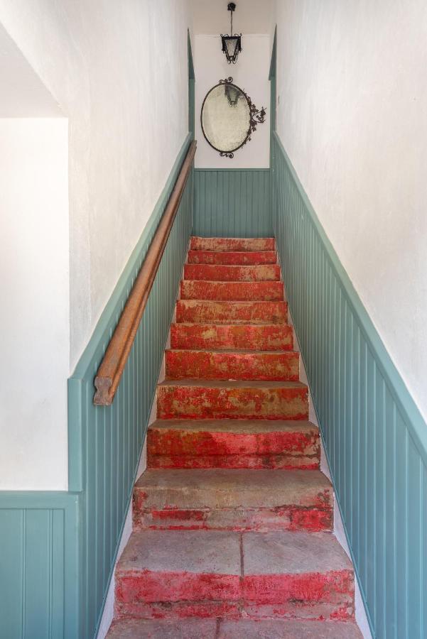 L'Escalier Rouge - Maison Renovee Avec Cour Luc-sur-Mer Exterior foto